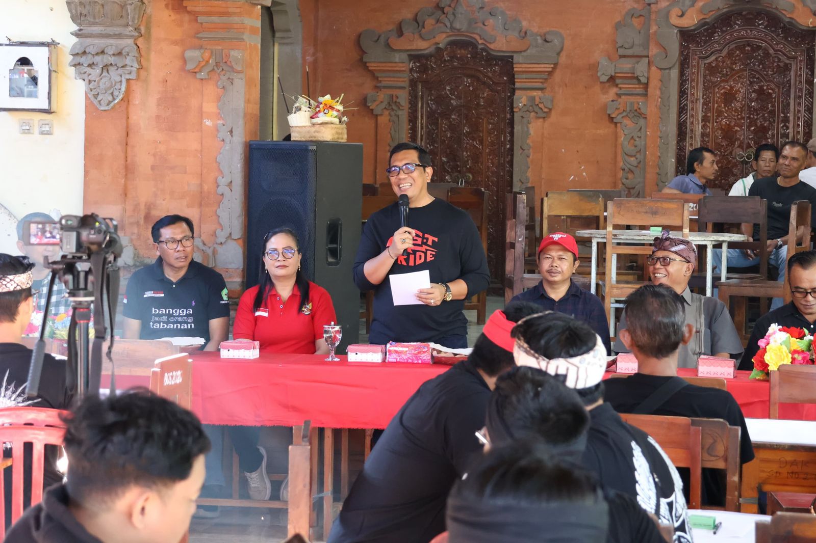 podiumnews.com-Sanjaya Apresiasi Semangat Gotong Royong di Lomba Ceki Tabanan